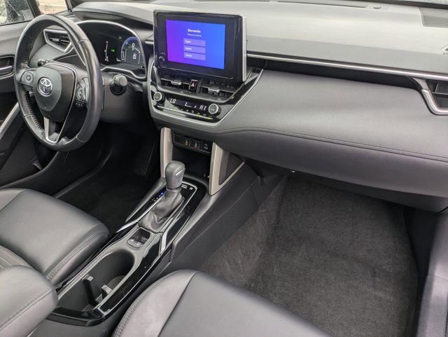 Certified 2023 Toyota Corolla Cross XSE image 33