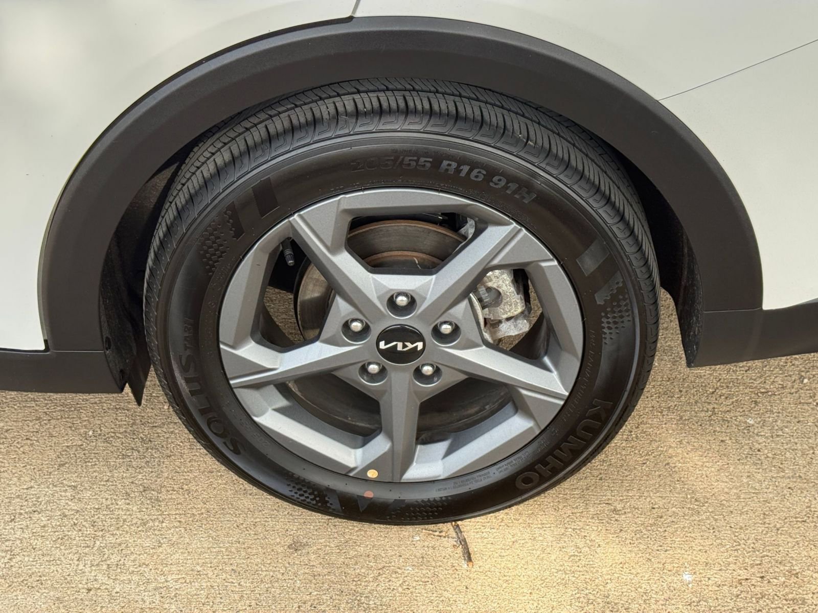 Used 2025 Kia K4 FWD image 31