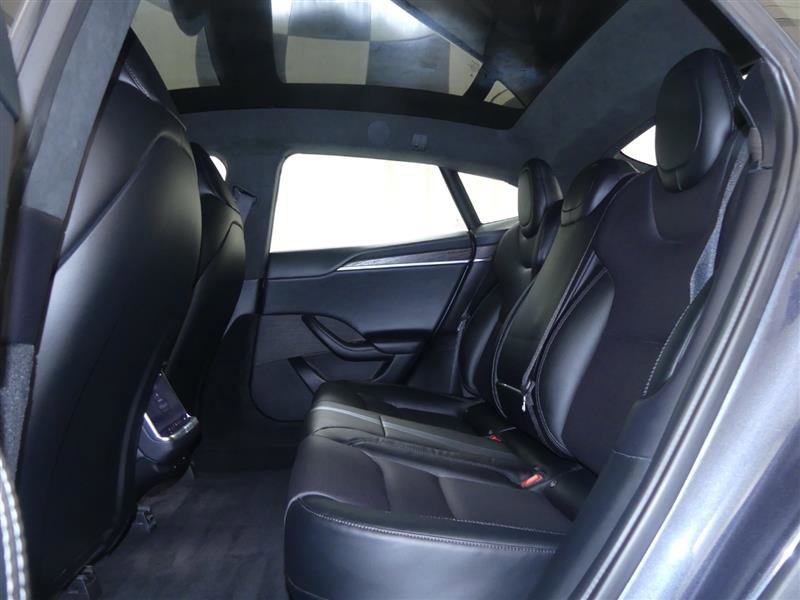 Used 2023 Tesla Model S image 21