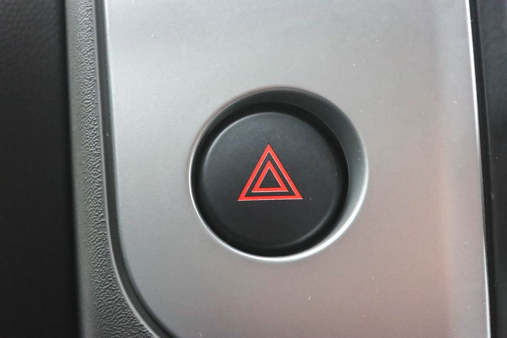 Used 2021 Nissan Frontier SV image 30