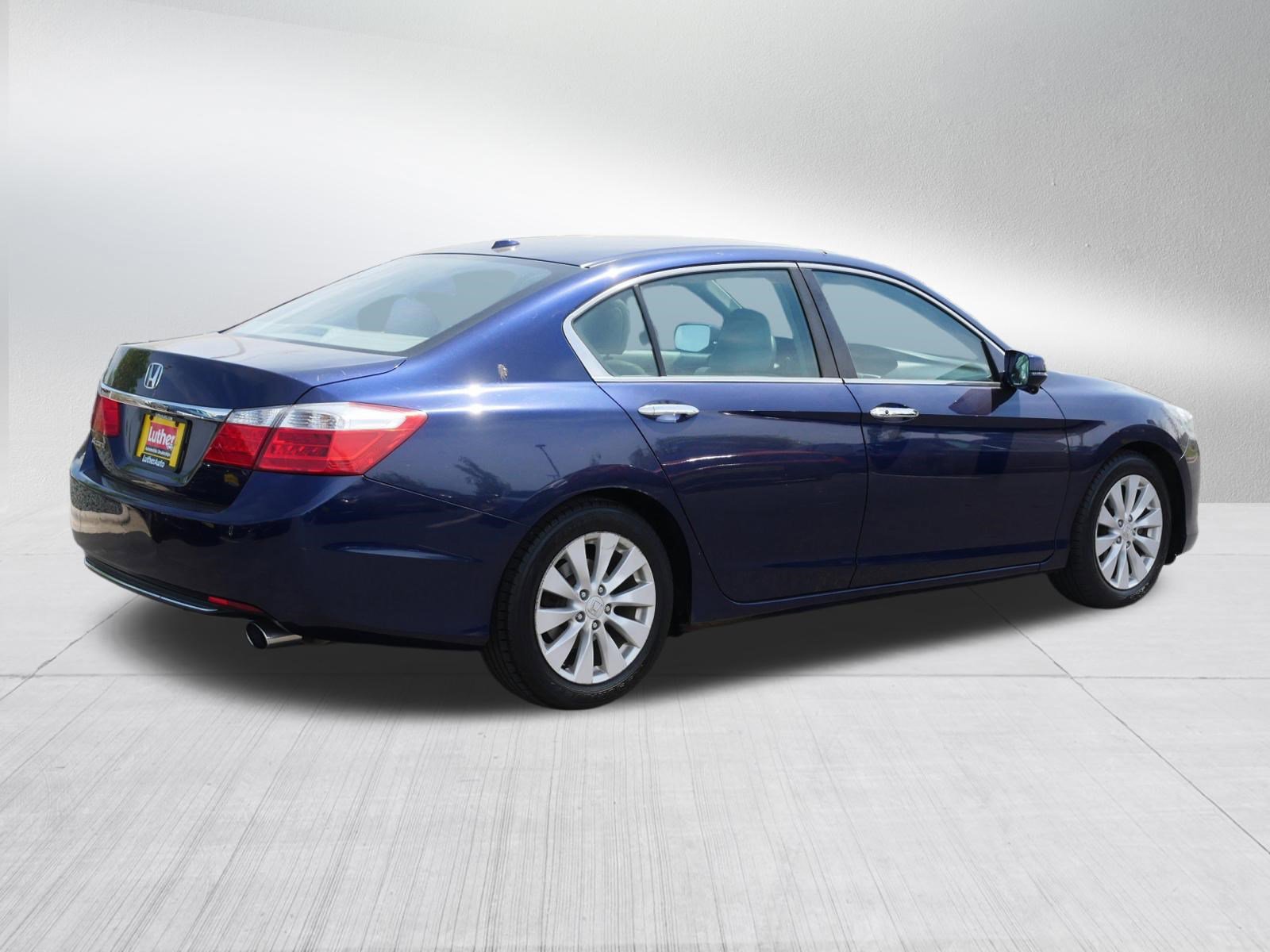 Used 2015 Honda Accord EX-L image 7