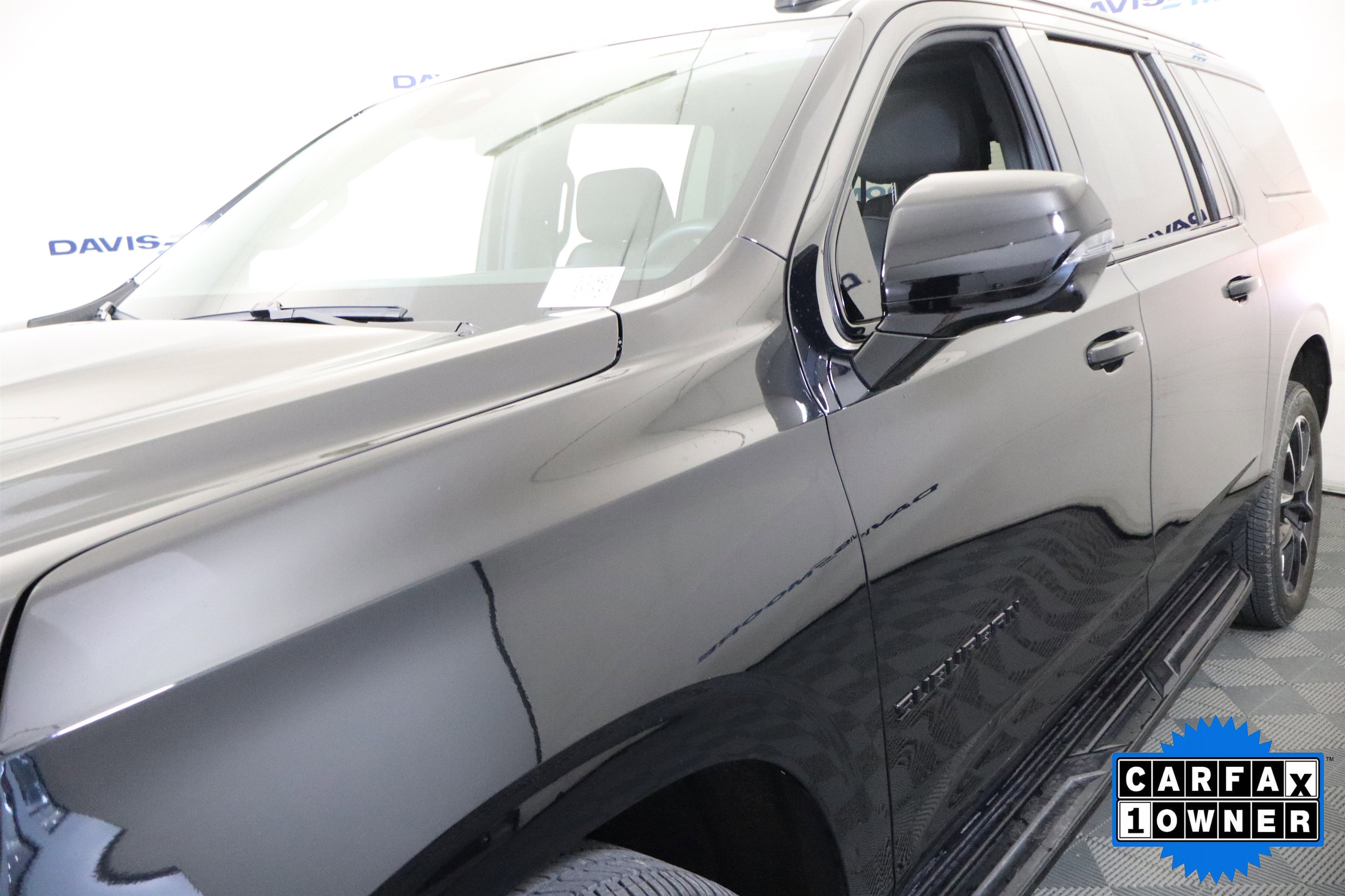 Used 2025 Chevrolet Suburban RST w/ Comfort Package AWD/4WD image 13
