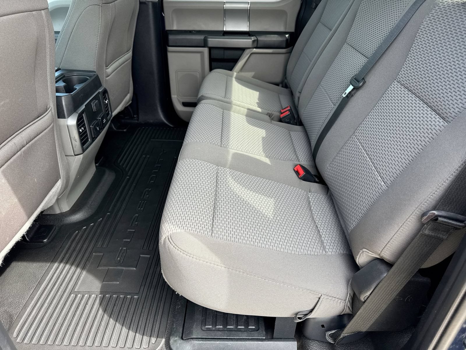 Used 2020 Ford F250 XLT w/ XLT Premium Package AWD/4WD image 21