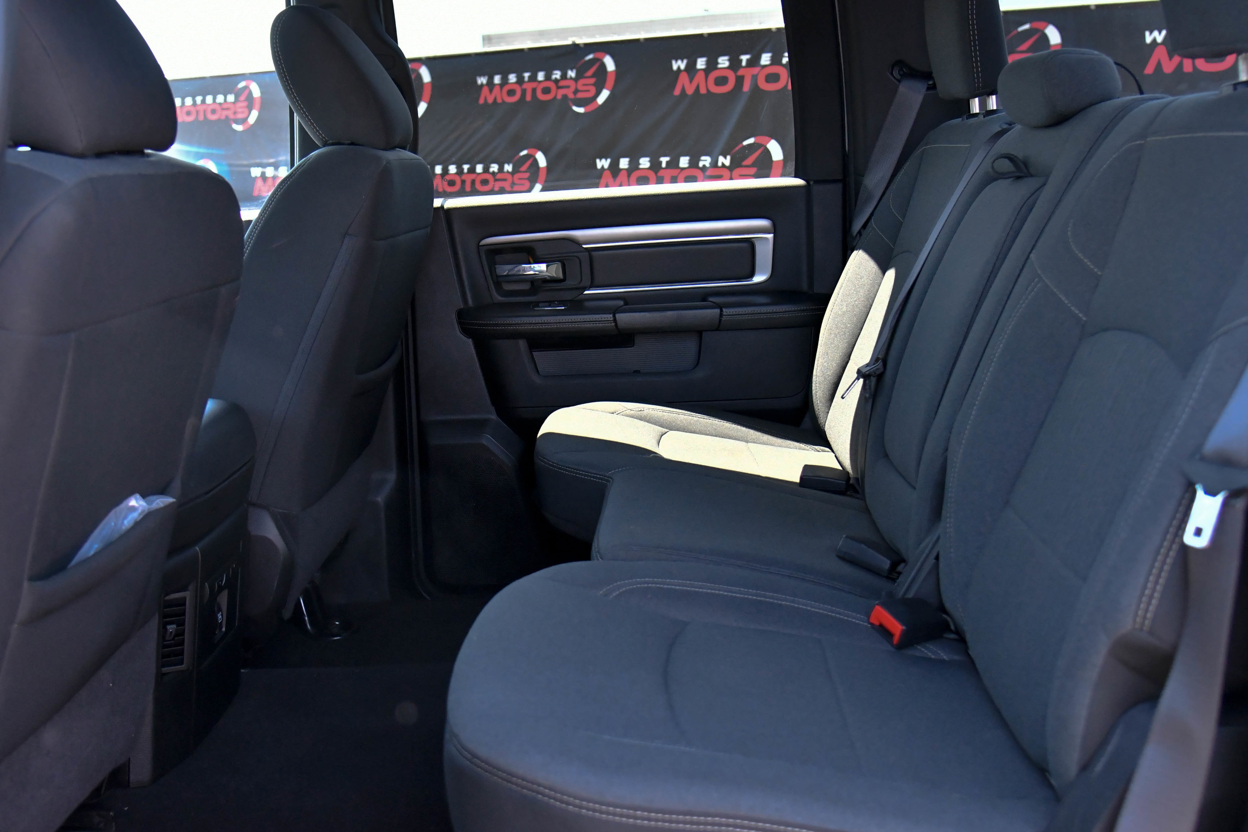 Used 2023 RAM 1500 Classic Warlock AWD/4WD image 33