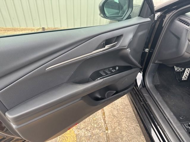 Used 2025 Toyota Camry SE FWD image 29