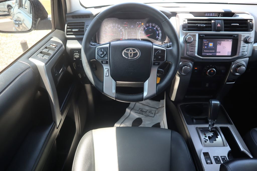 Used 2019 Toyota 4Runner SR5 Premium image 10