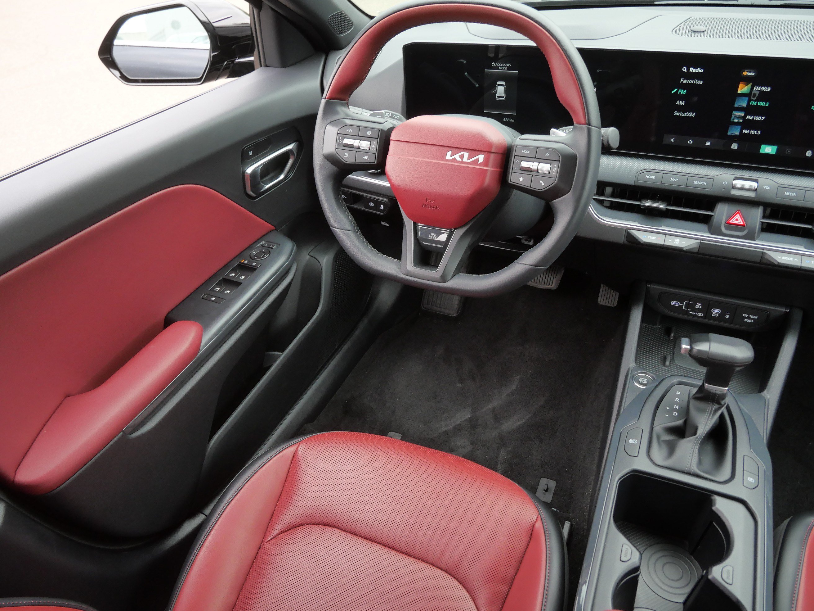 Used 2026 Kia K4 GT-Line FWD image 9