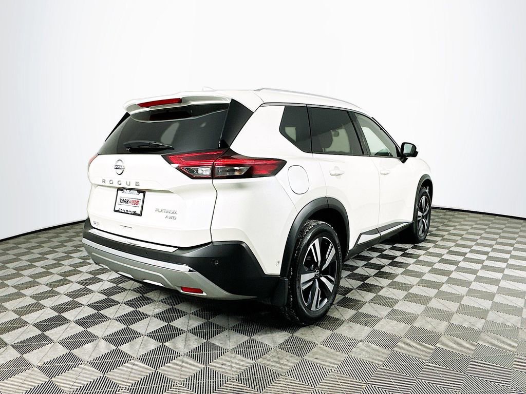 Certified 2023 Nissan Rogue Platinum image 11