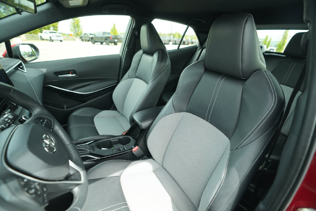 Used 2024 Toyota Corolla XSE FWD image 38