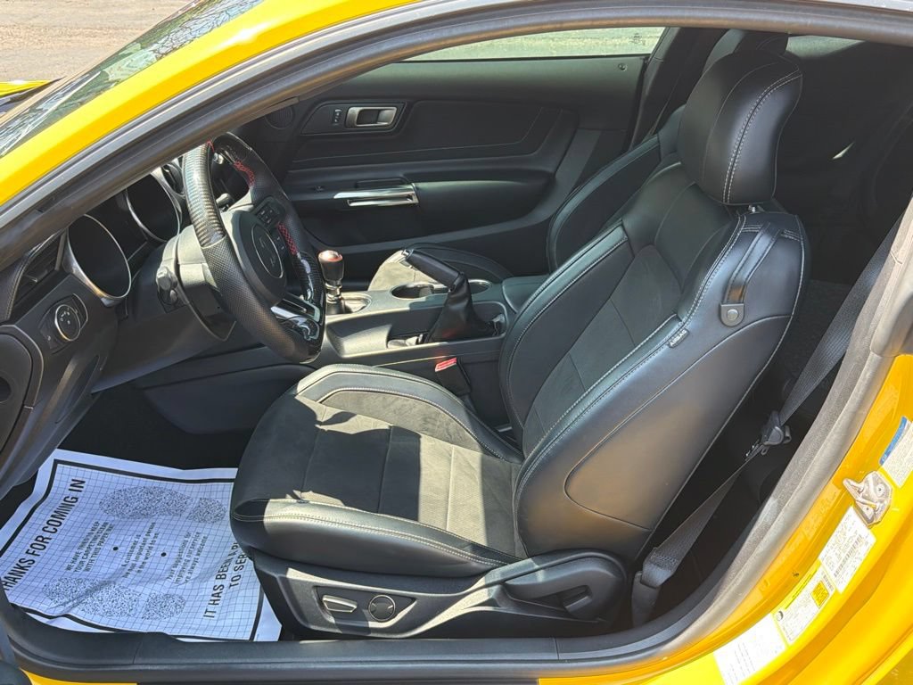Used 2017 Ford Mustang Shelby GT350 w/ Convenience Package RWD image 12