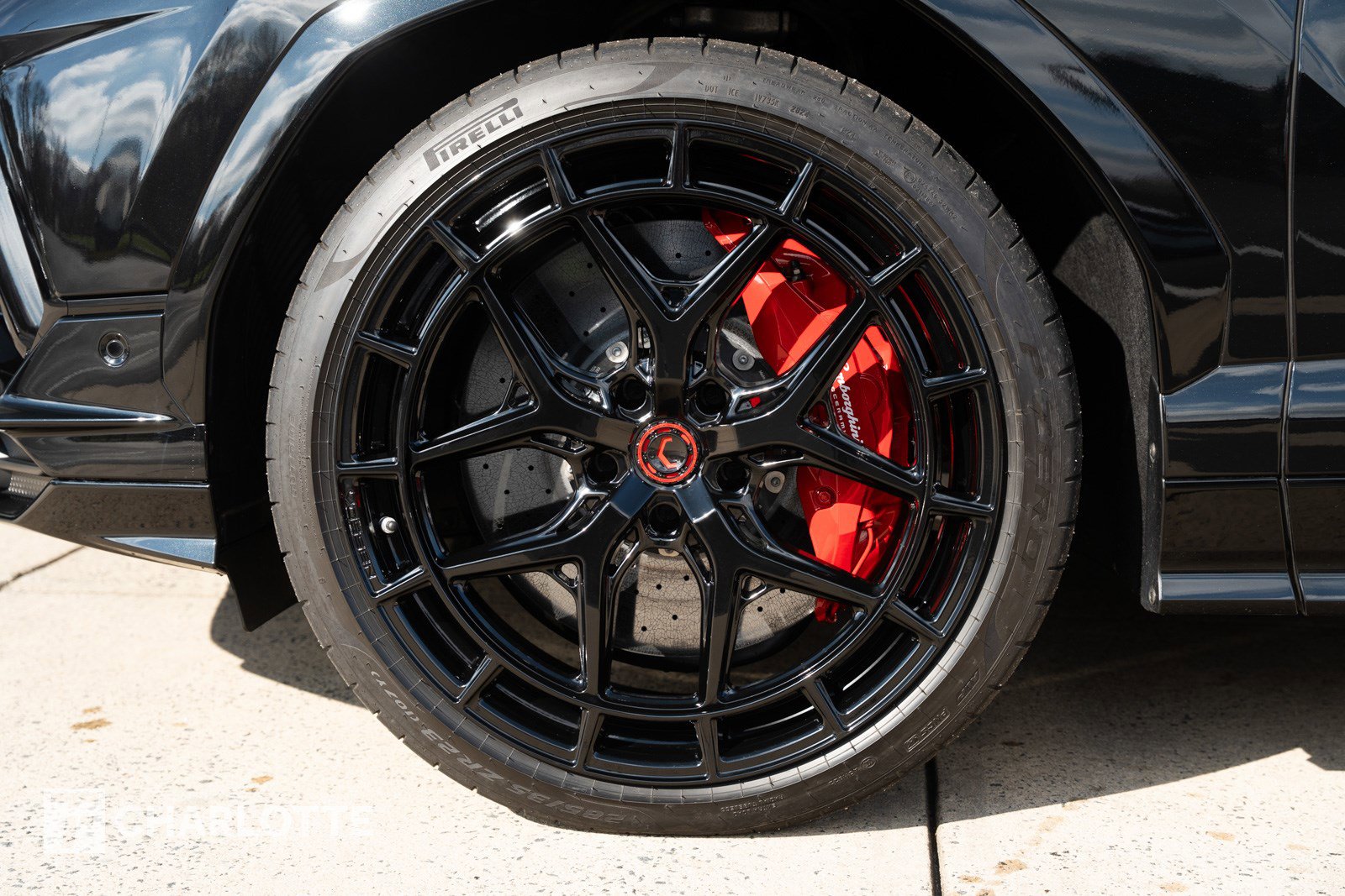 Used 2024 Lamborghini Urus S image 13