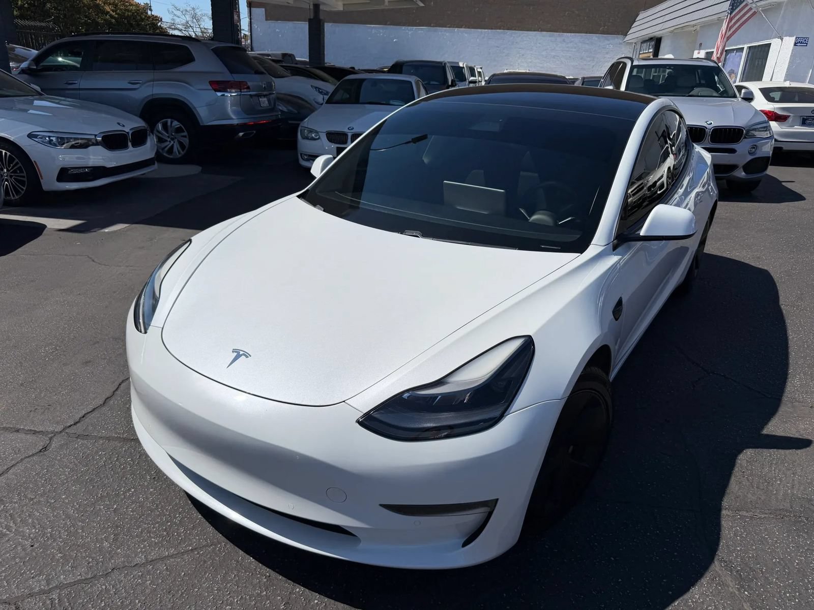 Used 2021 Tesla Model 3 Standard Range Plus RWD image 4