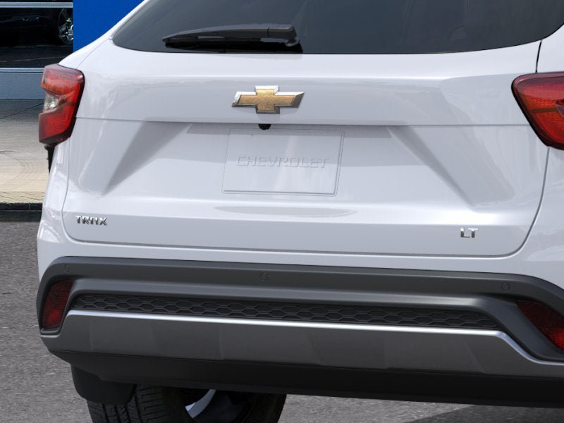 New 2026 Chevrolet Trax LT w/ Driver Confidence Package FWD image 38