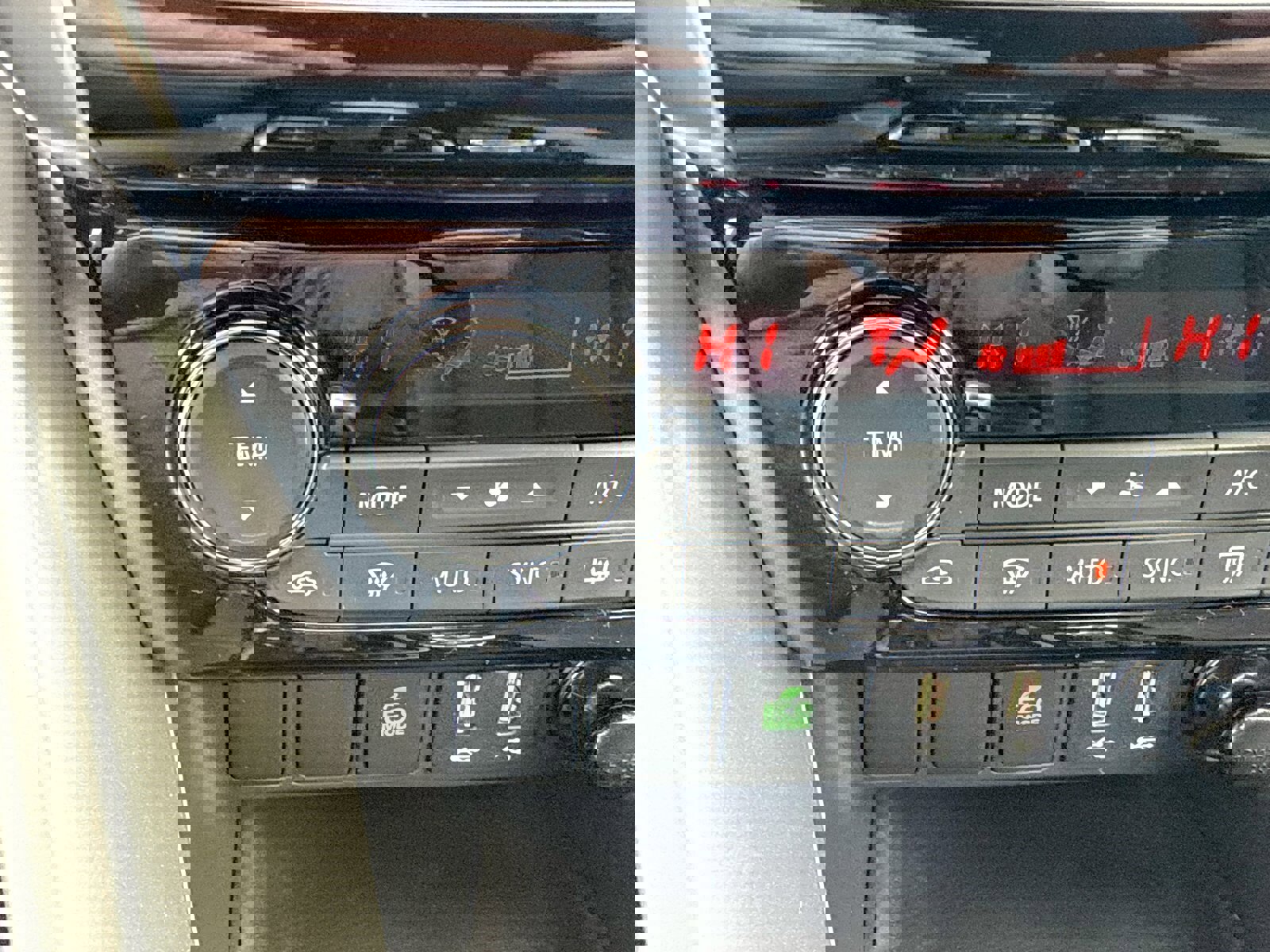 New 2026 Mitsubishi Eclipse Cross AWD image 36