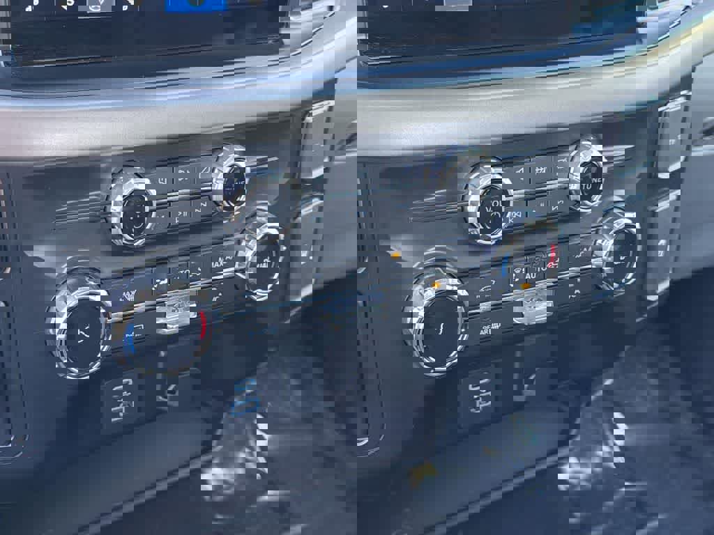 Used 2024 Ford F150 XLT image 16