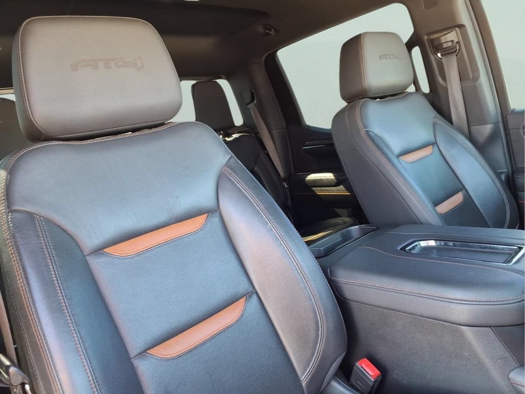 Used 2022 GMC Sierra 1500 AT4 w/ AT4 Preferred Package AWD/4WD image 18