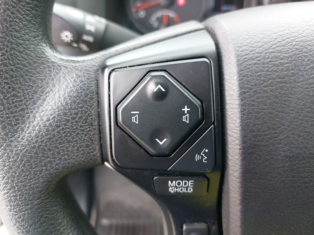 Used 2022 Toyota Tacoma SR image 14