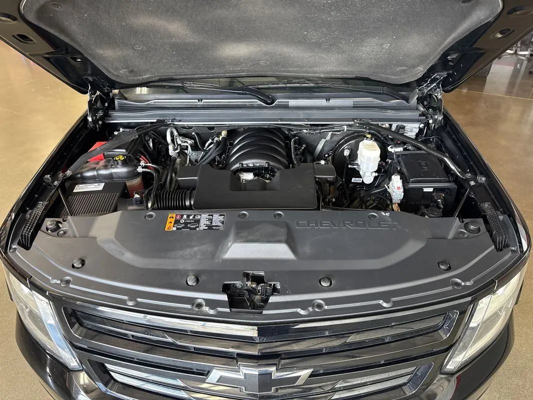 Used 2019 Chevrolet Tahoe Premier AWD/4WD image 2