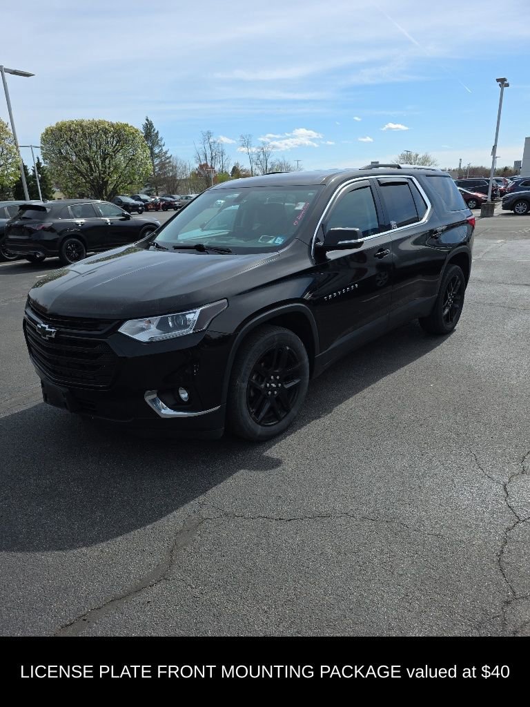 Used 2018 Chevrolet Traverse LT w/ LPO, Black Accent Package AWD/4WD image 5