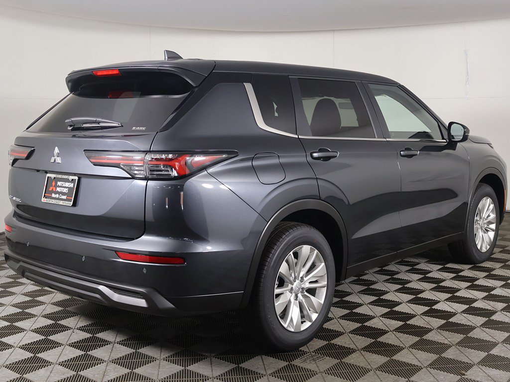 New 2026 Mitsubishi Outlander ES AWD/4WD image 9
