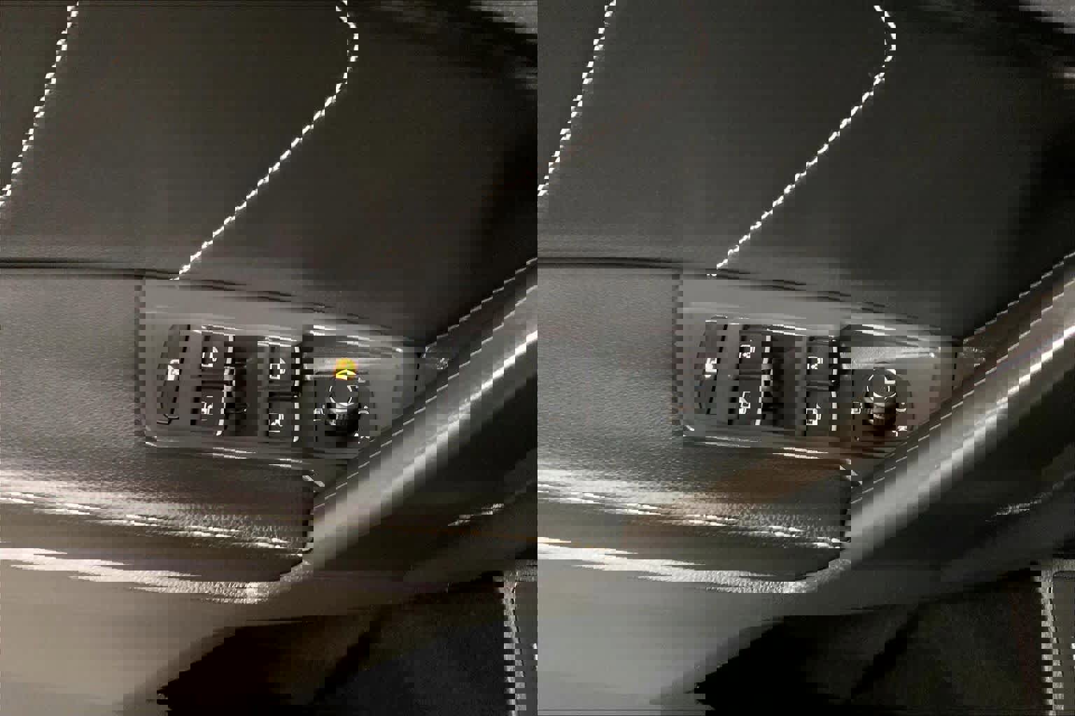 Used 2022 Volkswagen Tiguan SE R-Line image 34