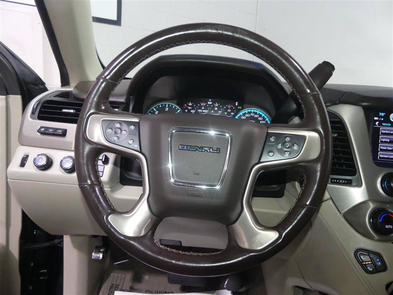 Used 2019 GMC Yukon Denali w/ Denali Ultimate Package AWD/4WD image 30
