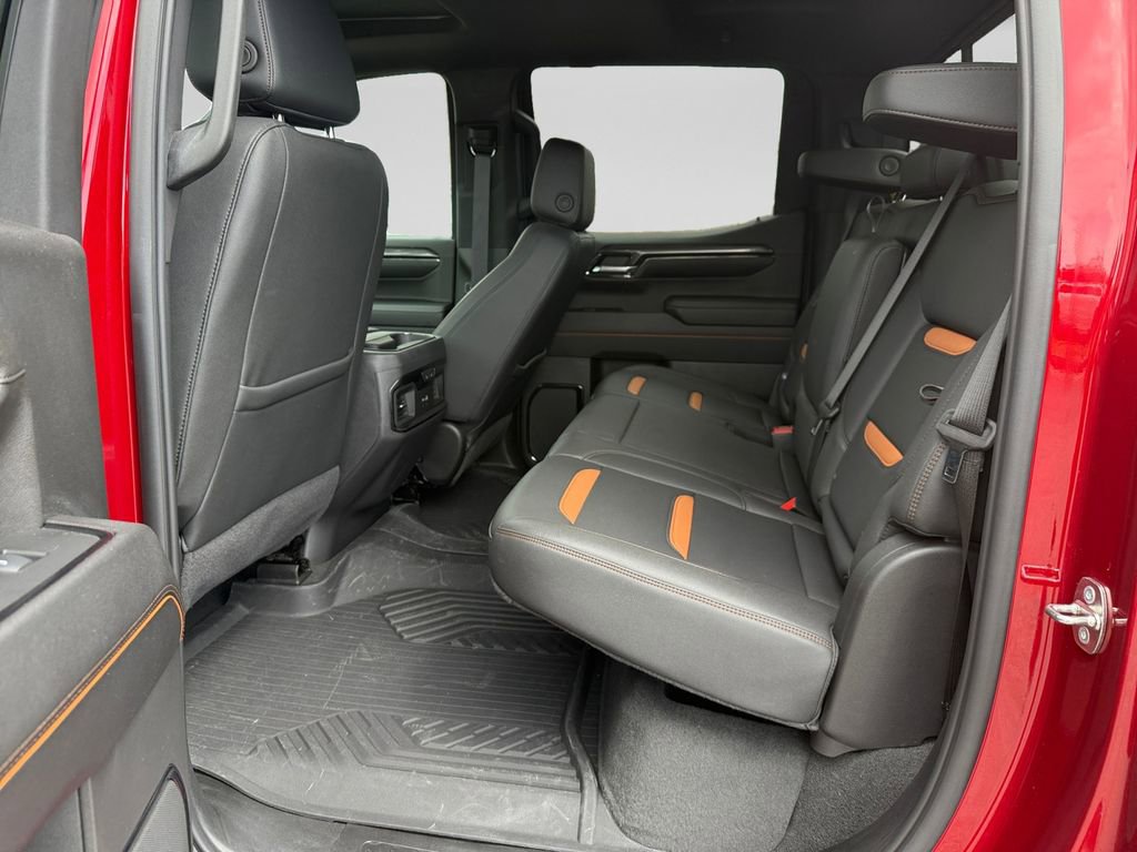 Used 2024 GMC Sierra 1500 AT4 w/ Technology Package AWD/4WD image 16
