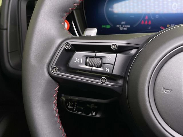 New 2026 Porsche Cayenne GTS image 37