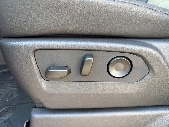 New 2026 Chevrolet Silverado 1500 ZR2 w/ Dark Appearance Package image 21