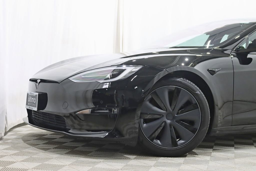 Used 2022 Tesla Model S image 2