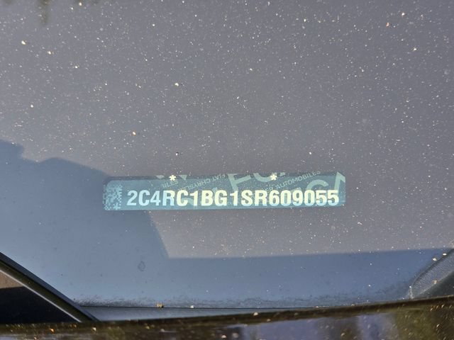 Used 2025 Chrysler Pacifica Select FWD image 14