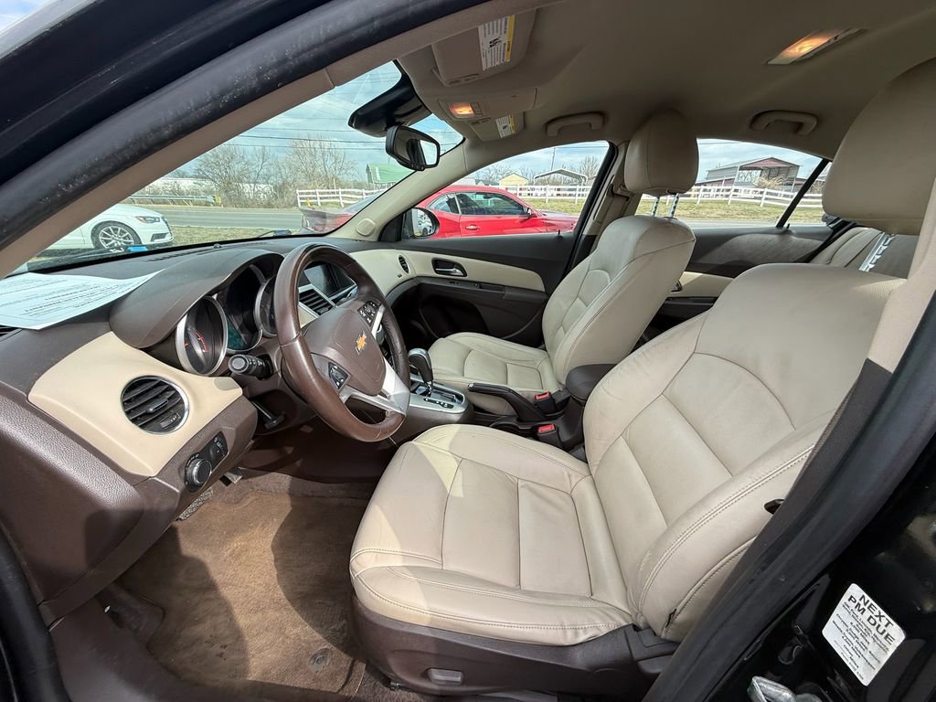 Used 2015 Chevrolet Cruze LT image 11