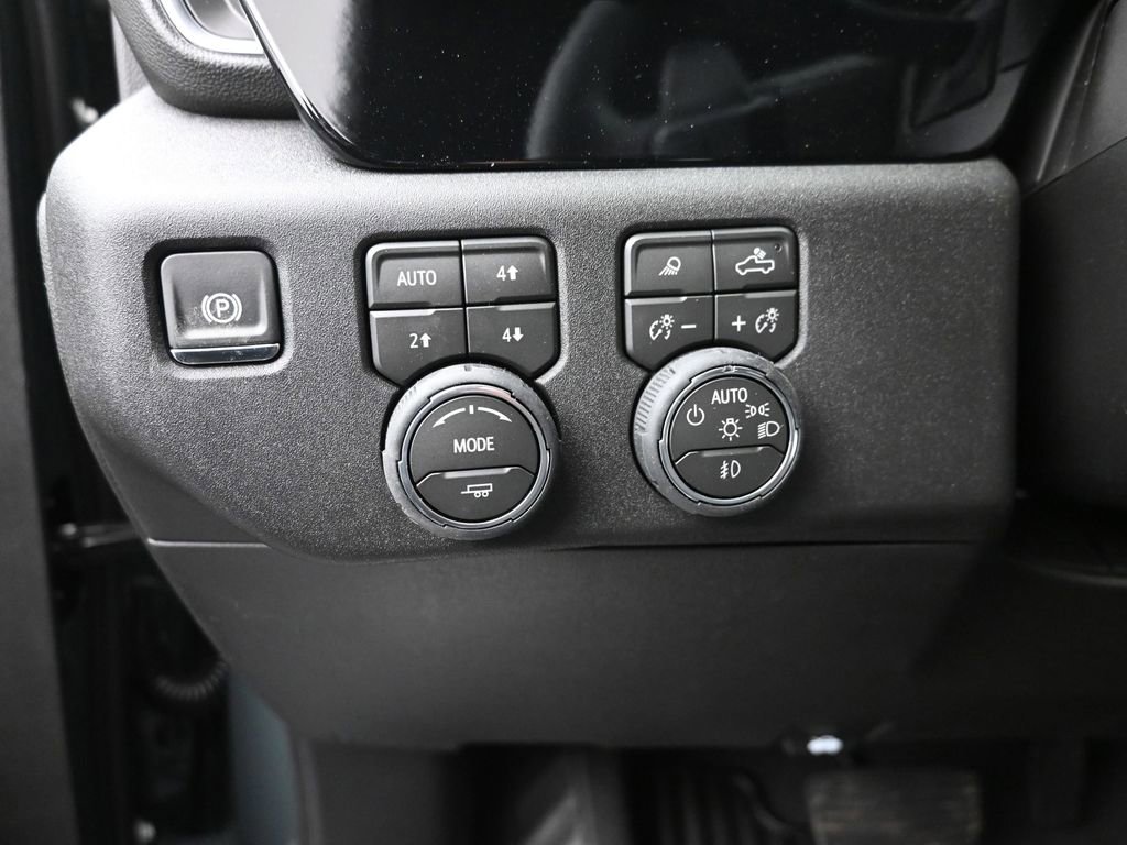 New 2026 Chevrolet Silverado 1500 LTZ w/ Z71 Off-Road Package image 18