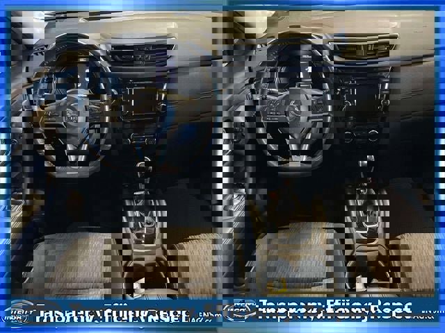 Used 2019 Nissan Rogue SV w/ Premium Package image 12