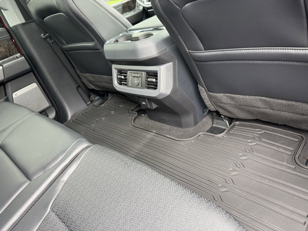 New 2025 Ford F350 Lariat w/ Lariat Ultimate Package image 21