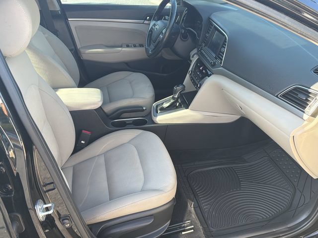 Used 2017 Hyundai Elantra Value Edition FWD image 15