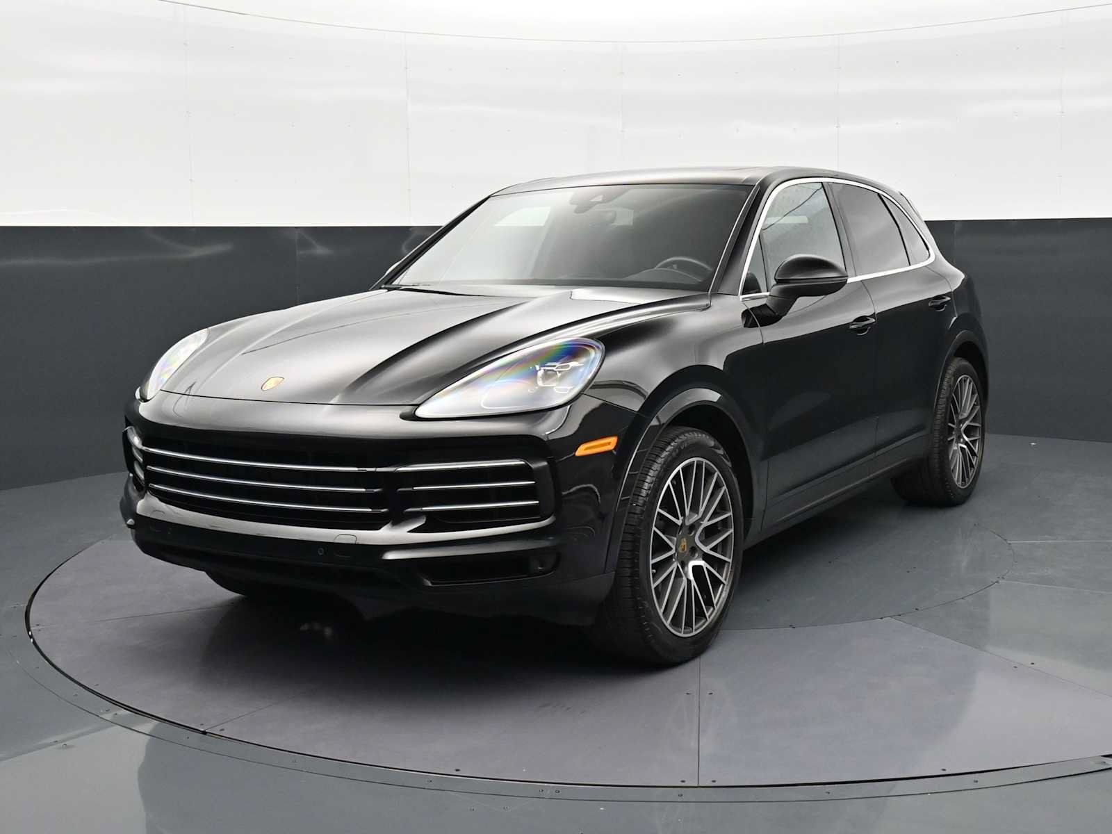 Certified 2021 Porsche Cayenne AWD/4WD image 1