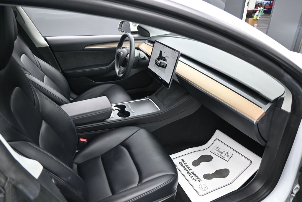 Used 2023 Tesla Model 3 Standard Range RWD image 31