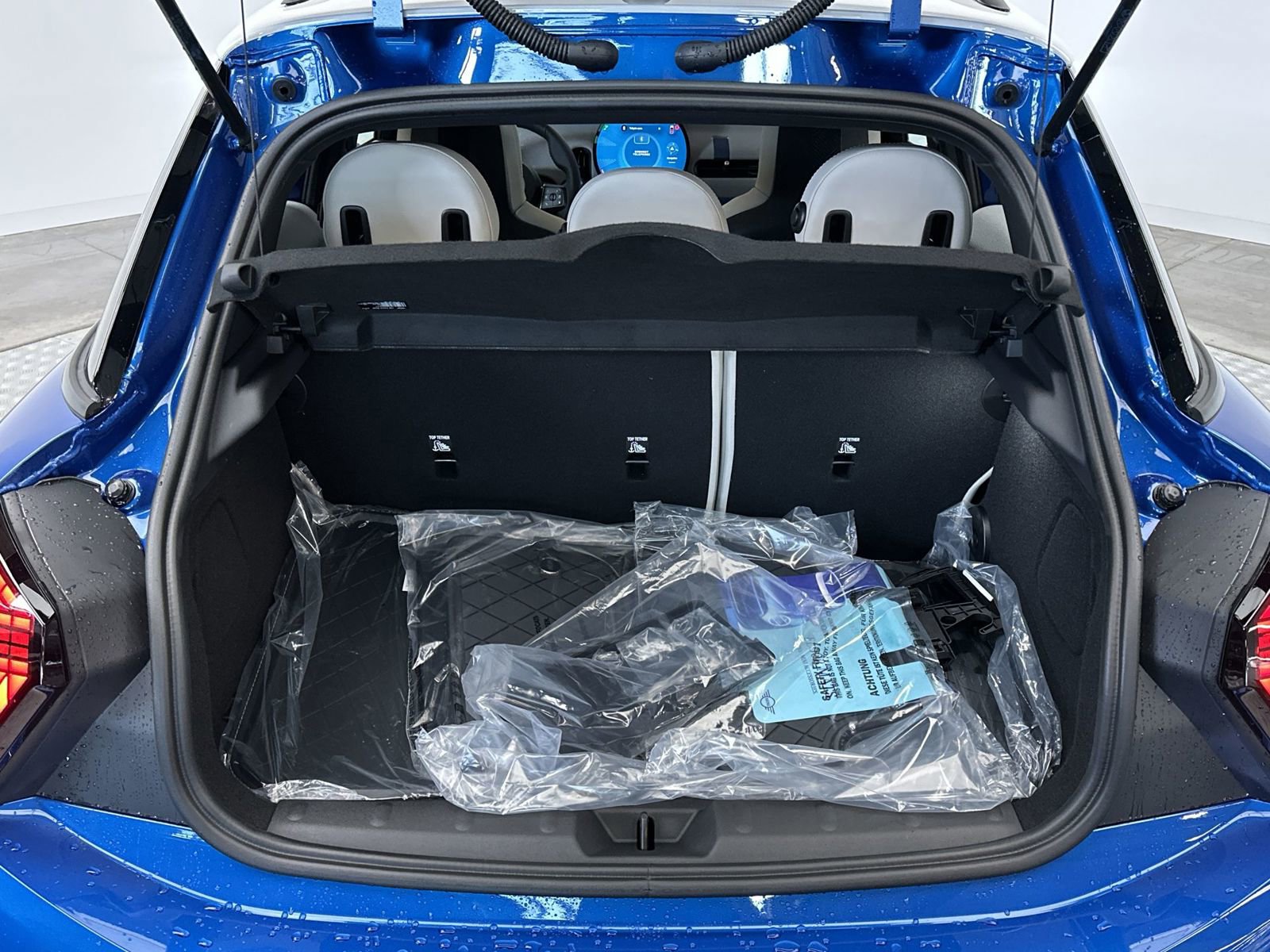 New 2026 MINI Cooper 4-Door Hardtop FWD image 25