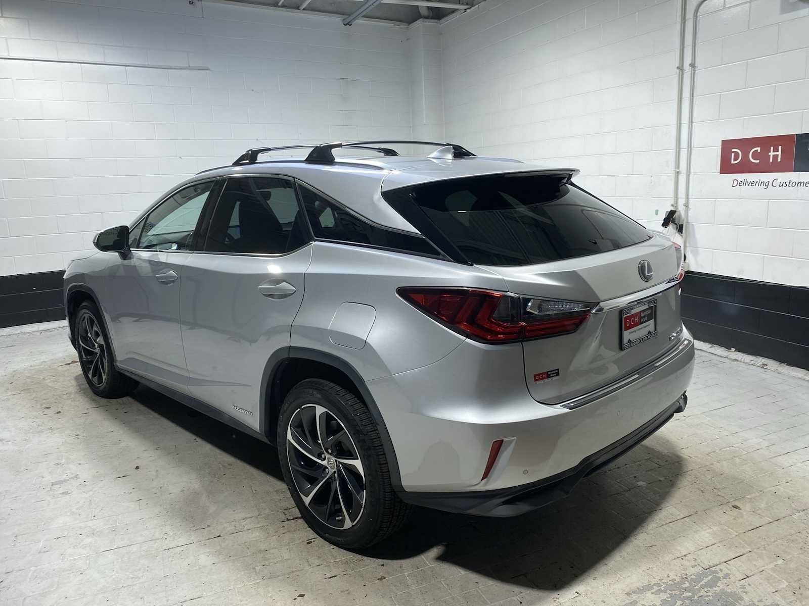Used 2016 Lexus RX 450h AWD w/ Luxury Package image 4