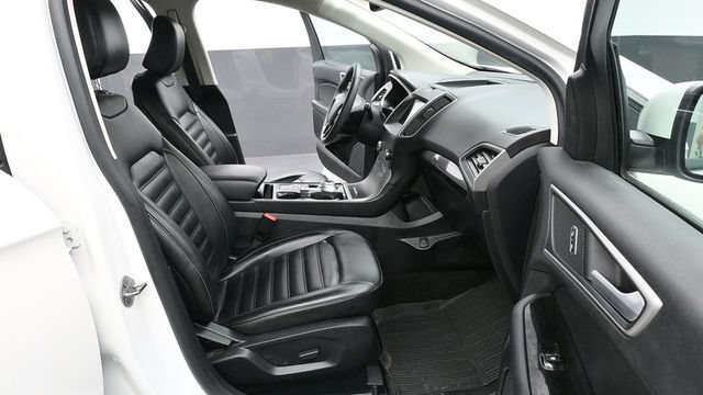 Used 2020 Ford Edge SEL w/ Convenience Package AWD/4WD image 12