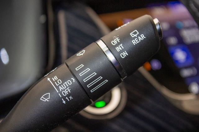 Used 2024 Cadillac XT6 Premium Luxury w/ LPO, Floor Liner Package image 30