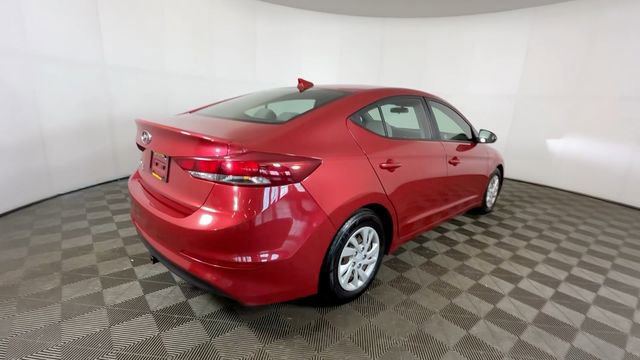 Used 2017 Hyundai Elantra SE FWD image 6