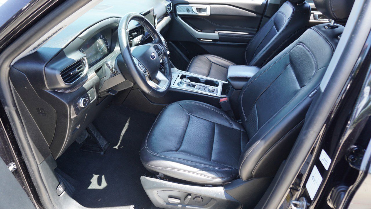 Used 2021 Ford Explorer Limited AWD/4WD image 13