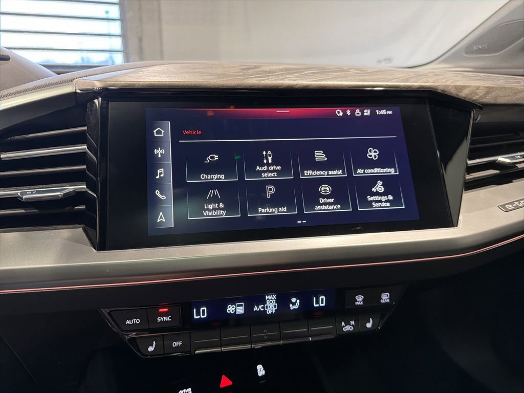 Used 2022 Audi Q4 e-tron Prestige image 18