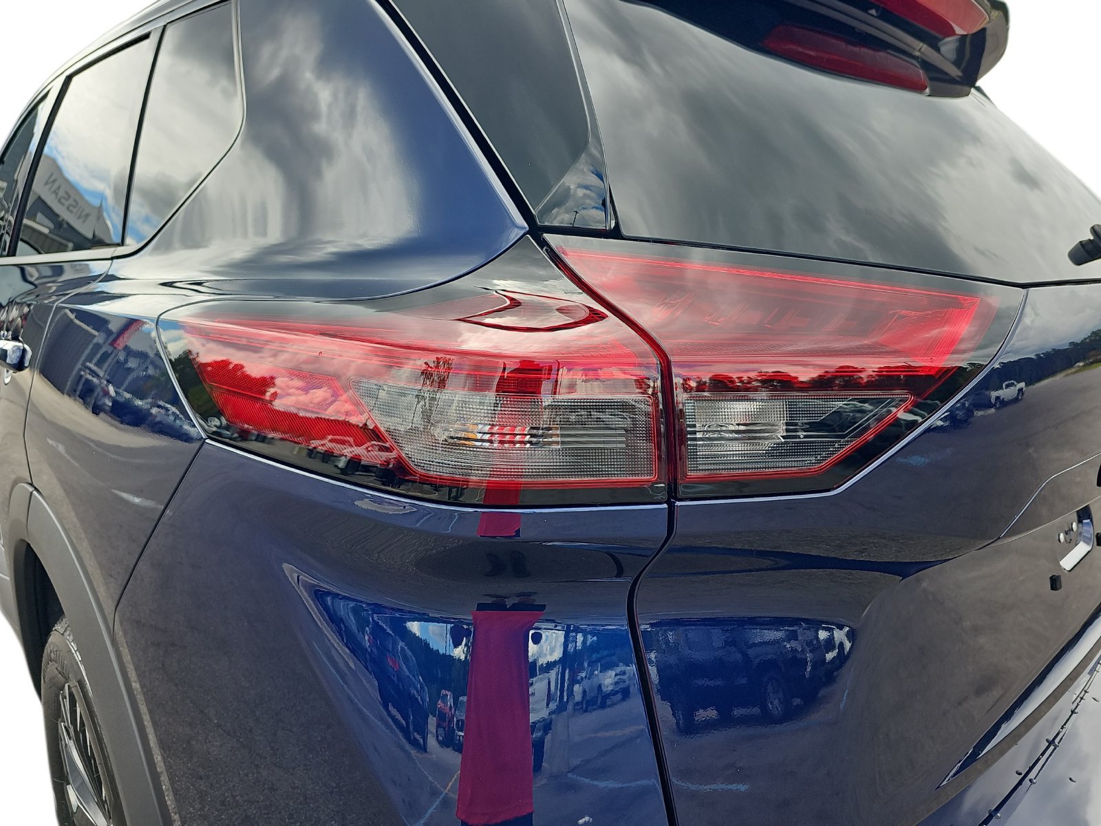 New 2027 Nissan Rogue Dark Armor FWD image 35