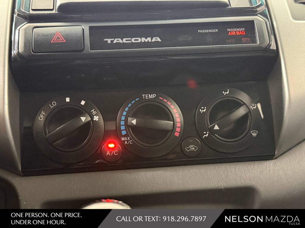 Used 2015 Toyota Tacoma 4x4 Double Cab w/ TRD Off-Road Package image 27