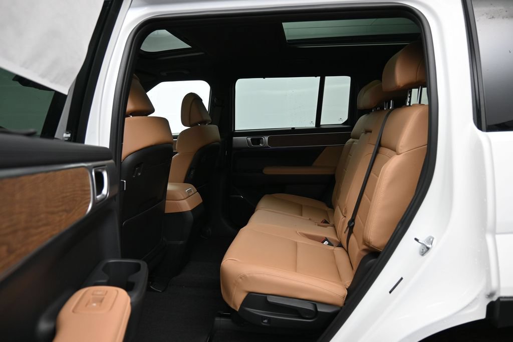 New 2027 Hyundai Santa Fe Limited AWD/4WD image 25
