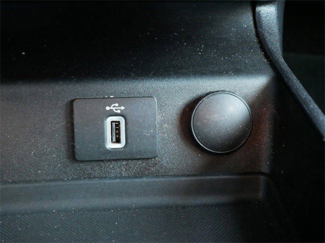 Used 2017 Ford Fusion SE image 22