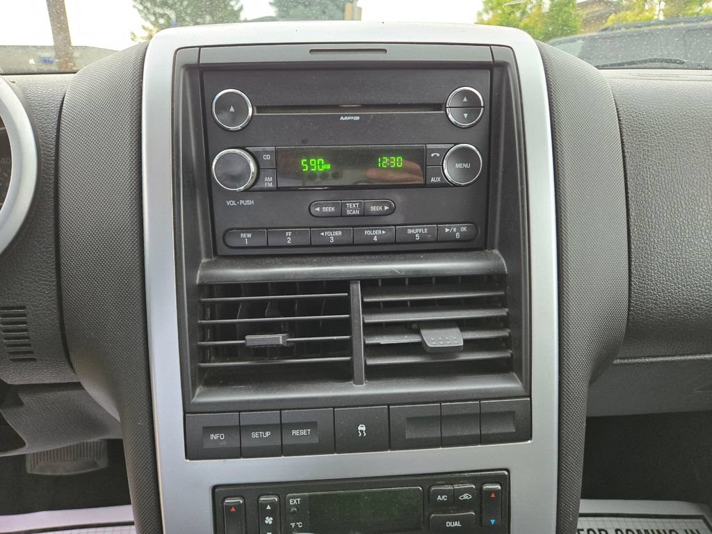 Used 2008 Mercury Mountaineer AWD image 17